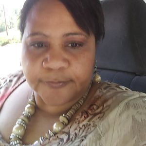 Meet your Posher, Phylliss